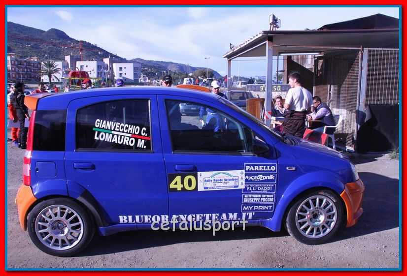 121111 rally 294_tn.jpg